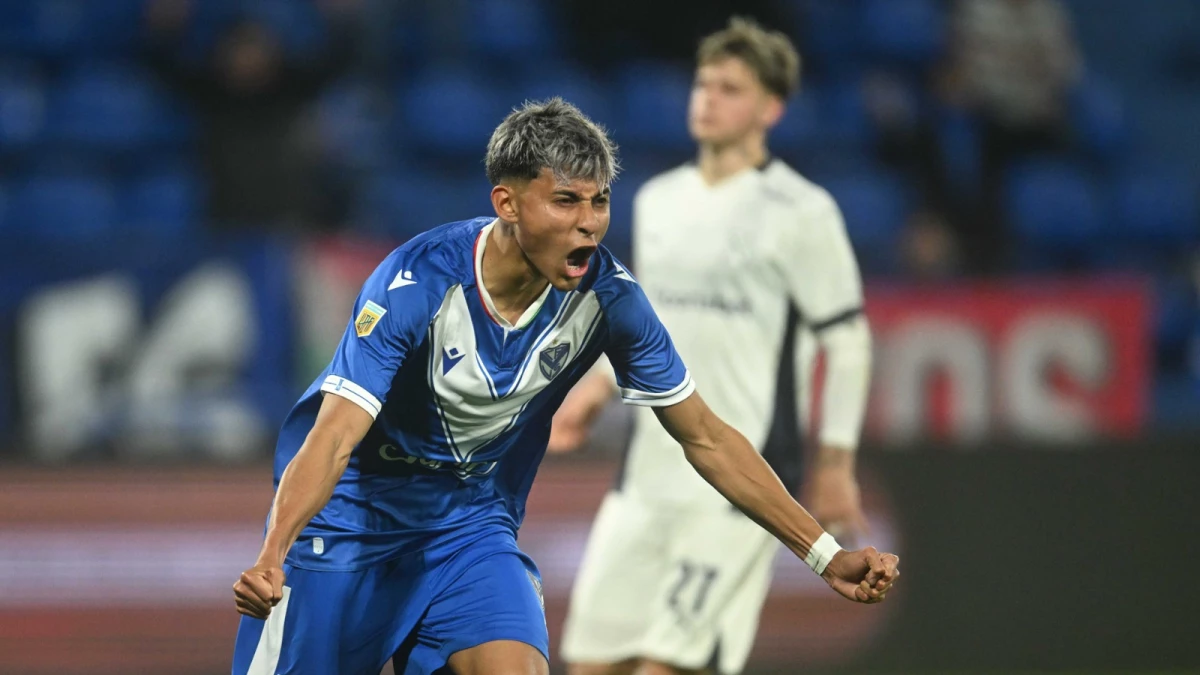 Dilan Godoy celebra el primer penal ante Independiente en Liniers | Foto: Fernando GensContenidos Informativos