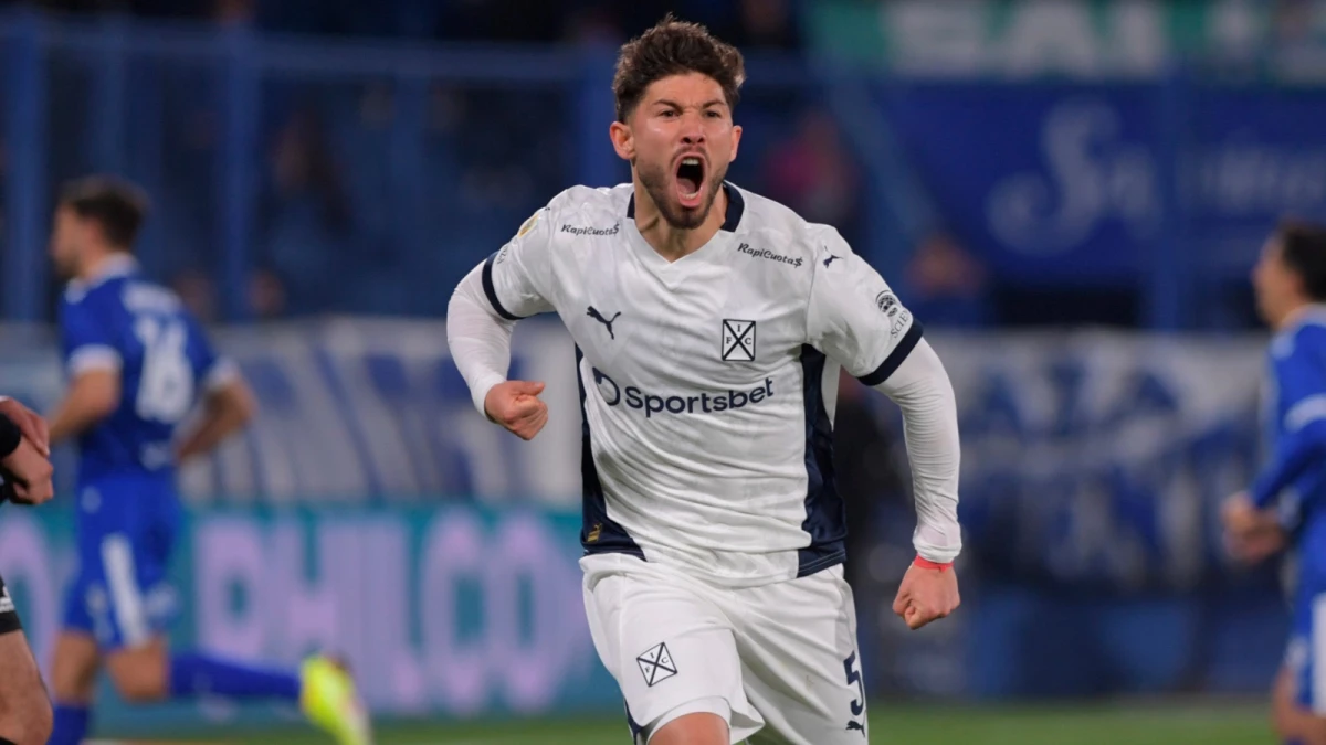 Foto: Felipe Loyola es requerido por el Pisa de Italia que estaría dispuesto a pagar 7 millones de euros por su pase