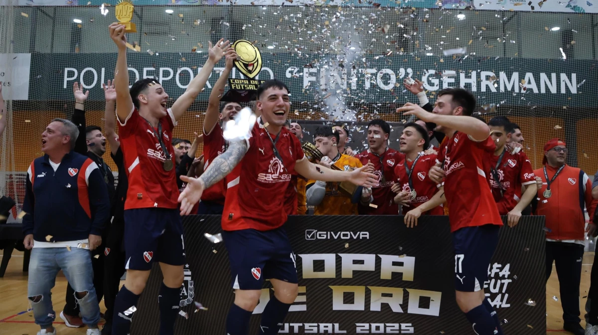 Independiente festeja la obtención de la Copa de Oro en Misiones. Foto: @afafutsal.oficial