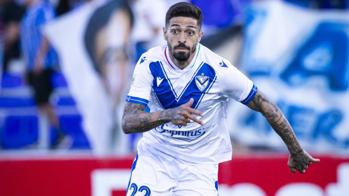 Lanzini tuvo su debut en Vélez contra Godoy Cruz | Foto X@Velez