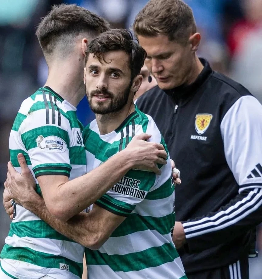 Foto:X de Celtic. Debut de Saracchi en la Premier League escocesa, en un clásico con Rangers