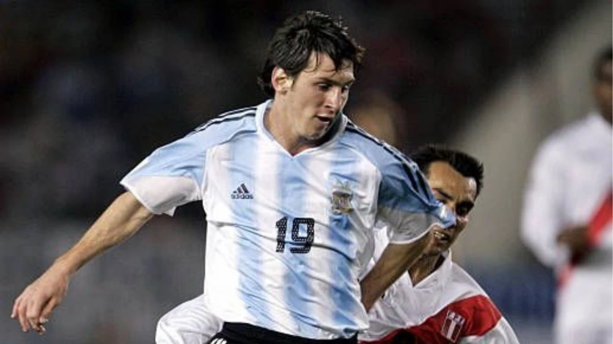 El 9 de octubre del 2005, Messi disputó en el Monumental su primer encuentro en la Argentina con la Selección. Foto: Archivo.