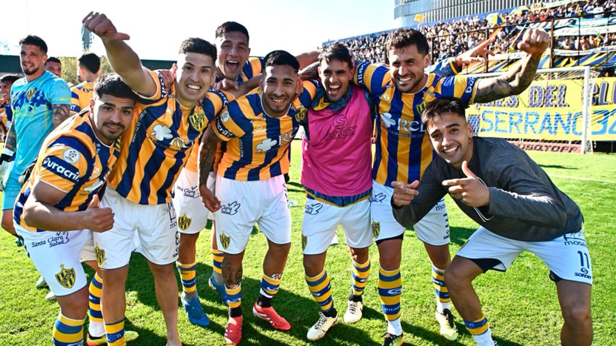 Los jugadores de Atlanta festejar por el triunfo (Foto: X@atlantaoficial).