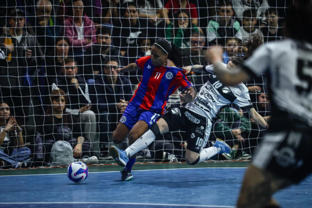 Foto: X@CASLAFFemenino