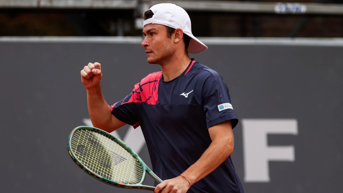 Foto: Álex Barrena se clasificó para los octavo de final del Challenger de Concepción, en Chile.