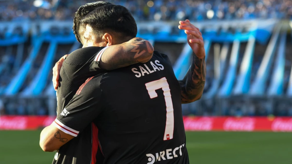 Salas festeja su gol ante Racing (Foto: X@Copa_Argentina).