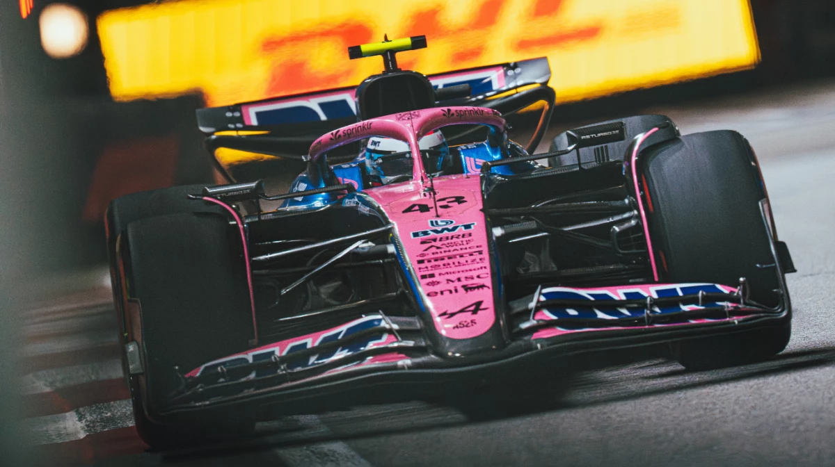 El argentino fue 19° en los dos ensayos del viernes (Foto: X @AlpineF1Team).