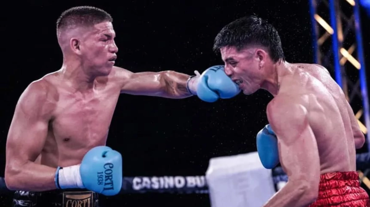 Verón ganó el título Fedelatin ligero de la AMB (Foto: X@BoxeoDePrimera).