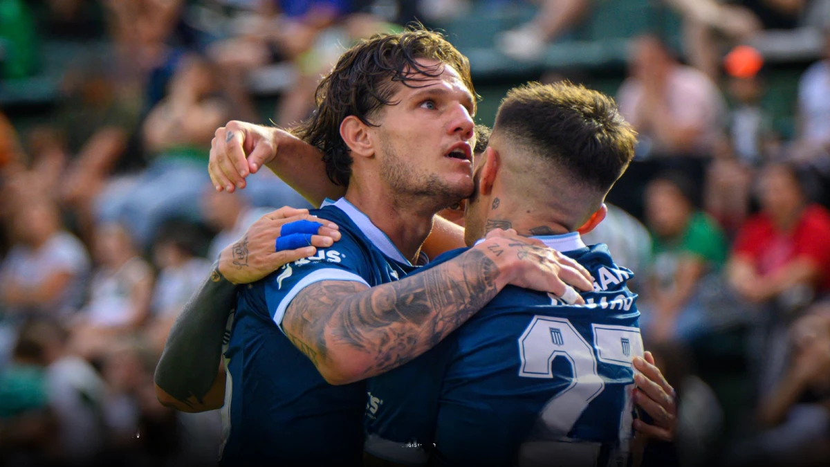 Zuculini marcó un doblete en el triunfo de Racing sobre Banfield | Foto: Racing Club