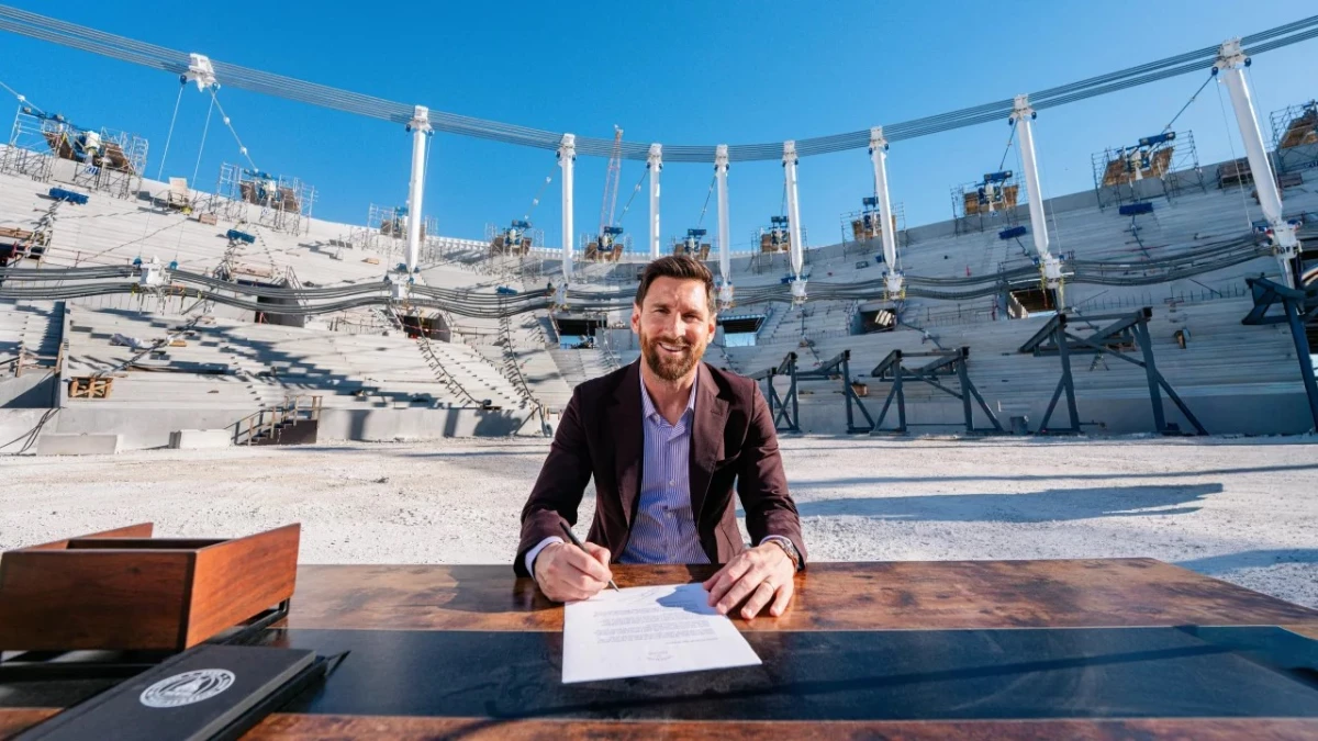 La foto oficial de la firma de Messi en el Miami Freedom Park. Foto: Inter Miami.