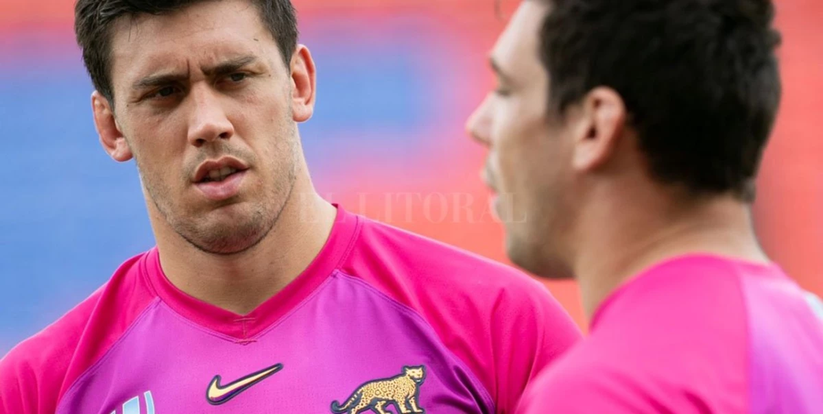 Foto: De frente, Matías Alemanno trabaja de nuevo con Los Pumas tras recuperarse de una lesión en un hombro