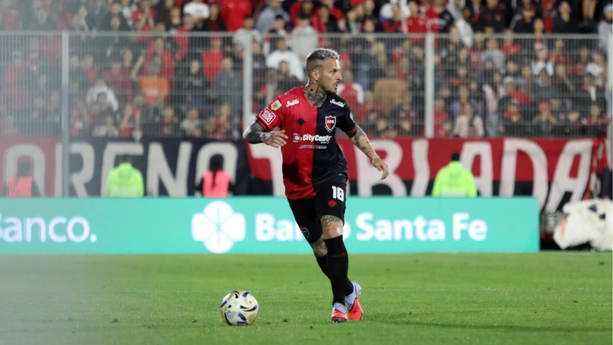 Sin haber marcado ni un gol, Darío Benedetto rescindirá su contrato en Newells antes de la finalización del Clausura 2025. Foto: X de Newells.&nbsp;