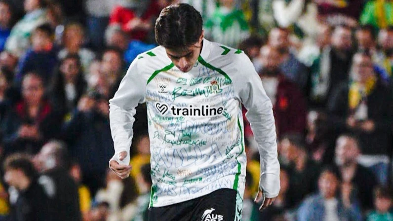 Valentín Gómez, una de las figuras del betis que se ha ganando el cariño de la hinchada. fotos: &nbsp;@realbetisbalompie.