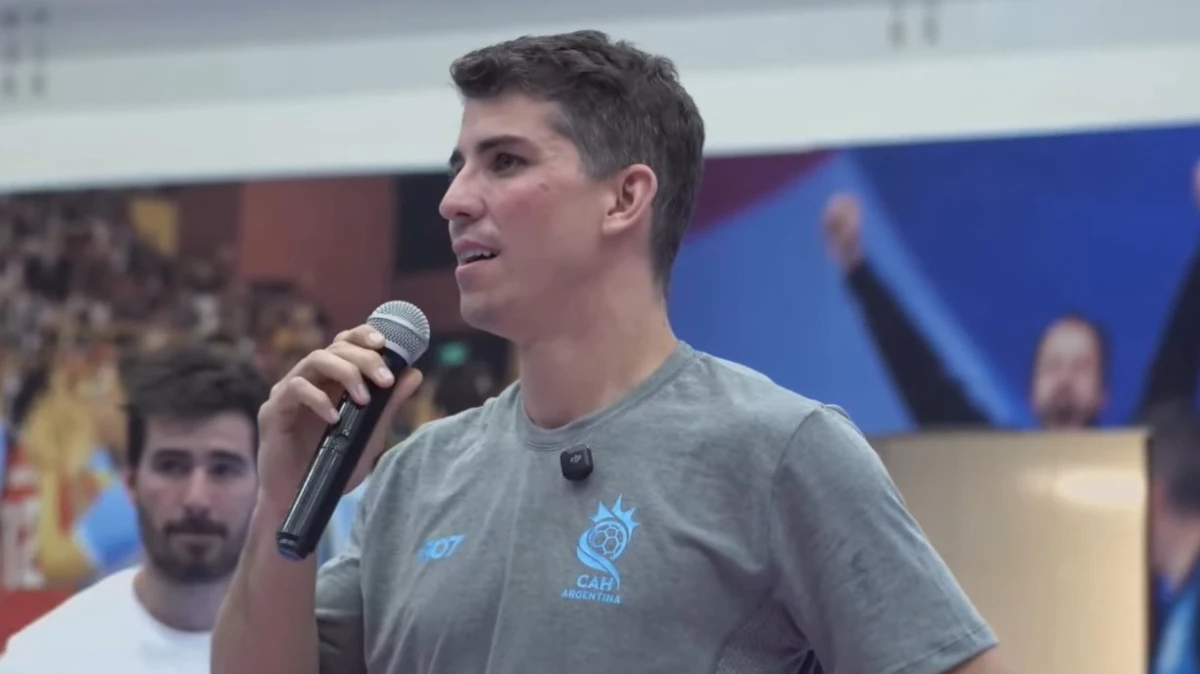 La emoción del Chino en su discurso.