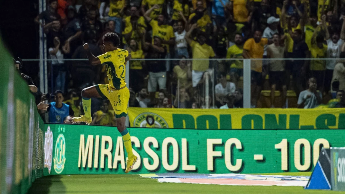 Foto: Él sorprendente Mirassol volteó al gigante Palmeiras.