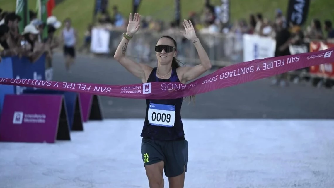 Mariana Borelli ganó por segunda vez la carrera de Montevideo. Foto: CADA.