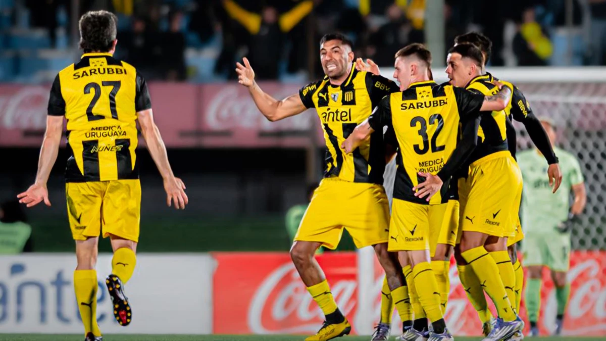 Peñarol borró a Liverpool y buscará el título frente a Nacional | FotoX@OficialCAP