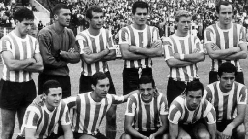 El equipo campeón de Estudiantes en el torneo Metropolitano de 1967. Foto: AFA.