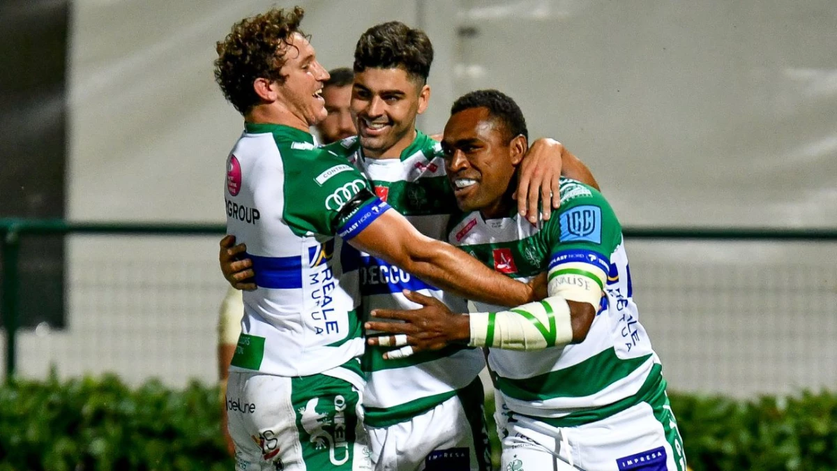 Foto: Ignacio Mendy, en el centro de la imagen, resultó decisivo en el triunfo de Benetton en el United Rugby Championship
