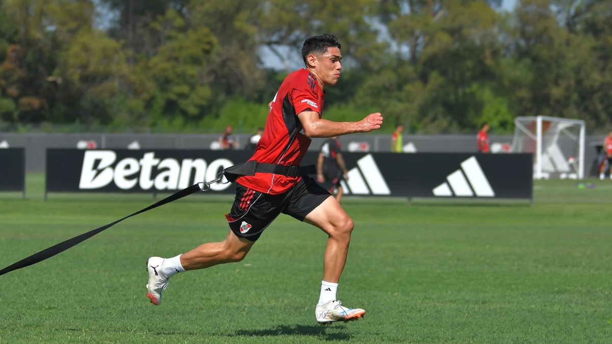 Foto: River Plate. &nbsp;Lencina es el juvenil con mayor continuidad: disputó 20 partidos en la última temporada, 12 como titular.