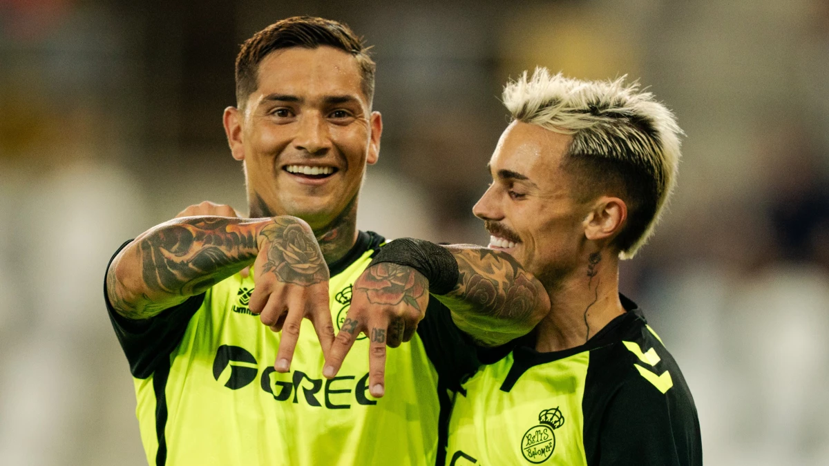 Chimy Avila fue contratado por Betis en 2023 y habría sido ofrecido a Boca en este mercado de pases. (Foto: @RealBetis)