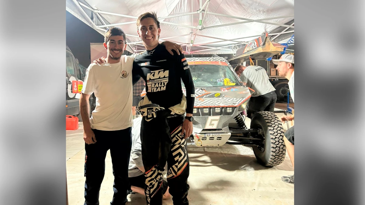 Joauqín y Augusto Sanz celebraron tras la Etapa 3 del Rally Dakar 2026 | Foto: Gentileza