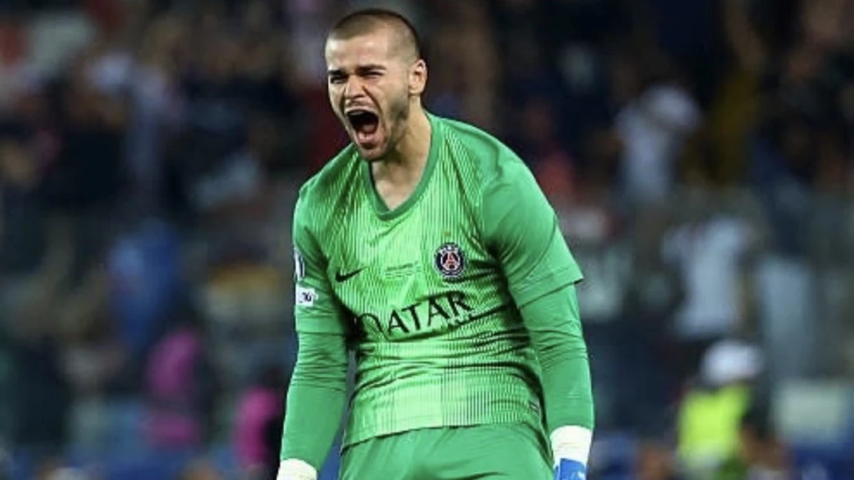 El arquero Lucas Chevalier, heroe del PSG en la definición por penales. foto: @psg.