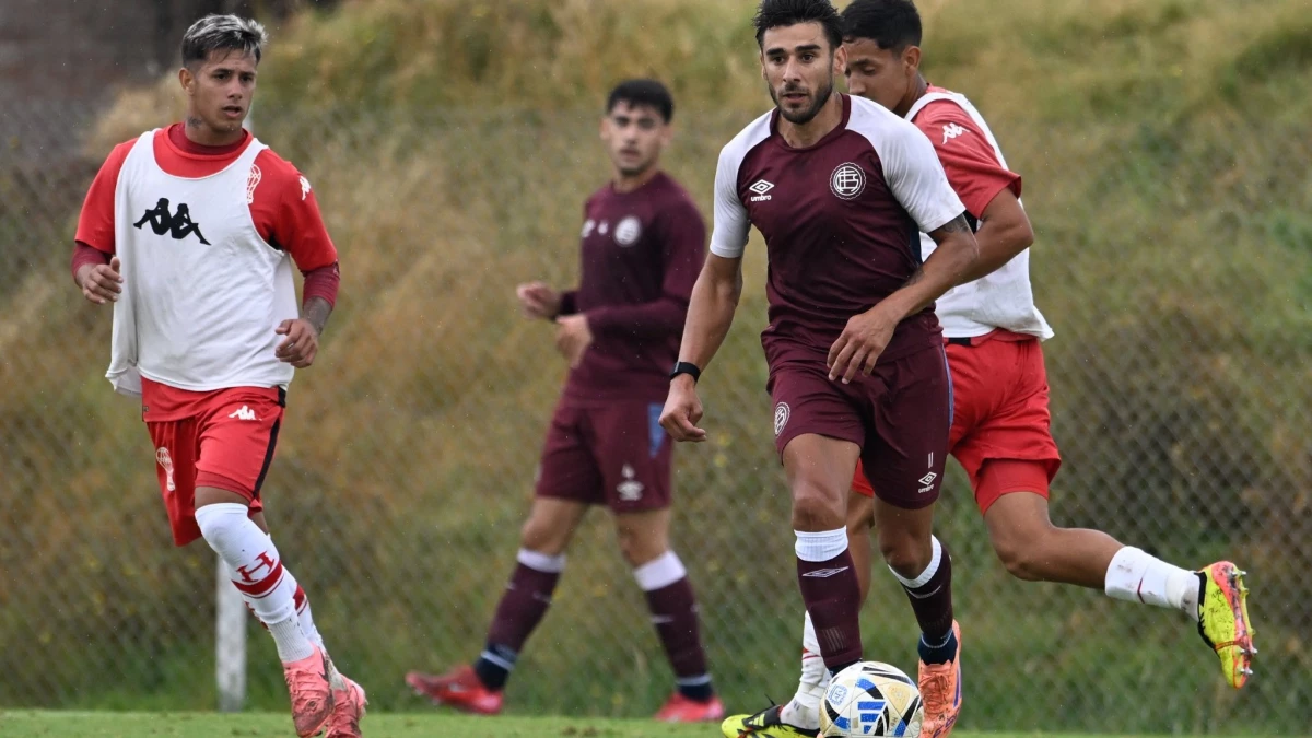 El Globo de Diego Martínez derrotó a Lanús. Foto: @CAHuracan