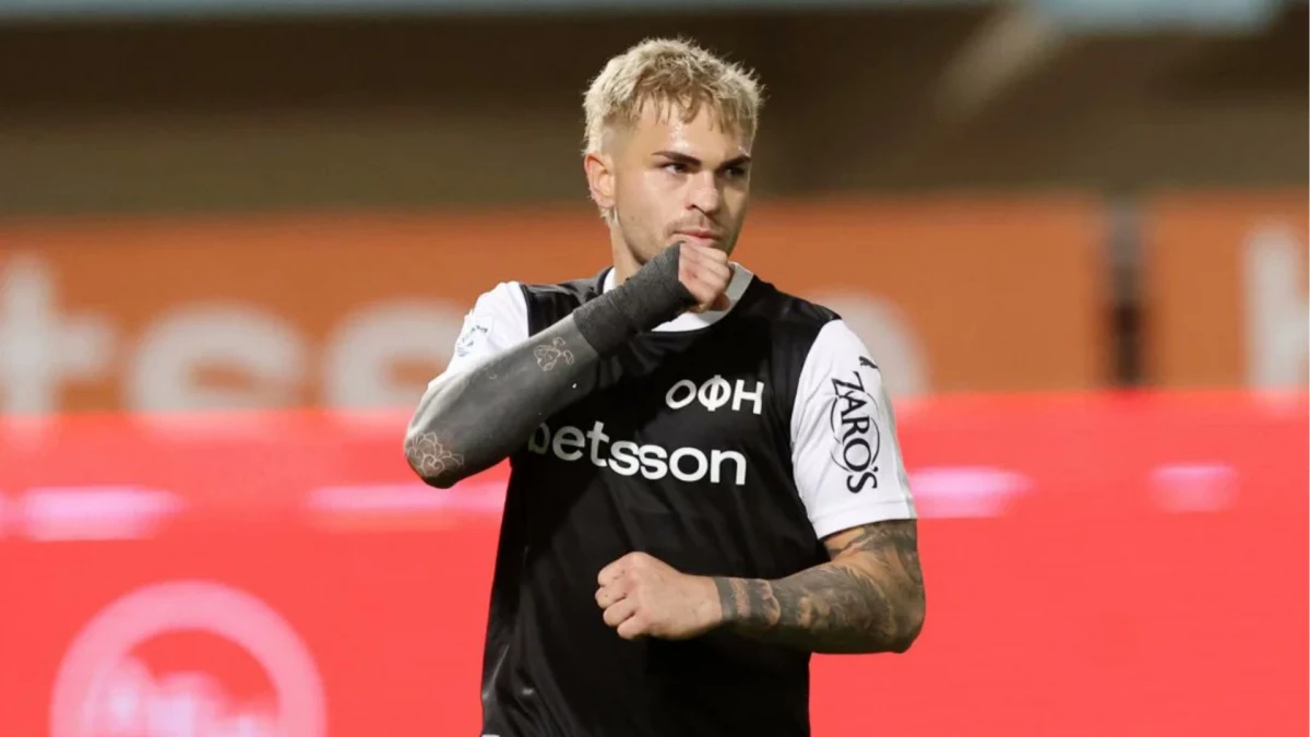 Foto: Prensa OFI Creta. El argentino Thiago Nuss la rompió y marcó los cuatro goles de su equipo en el triunfo sobre Asteras Trípolis (4-0) por la Superliga de Grecia