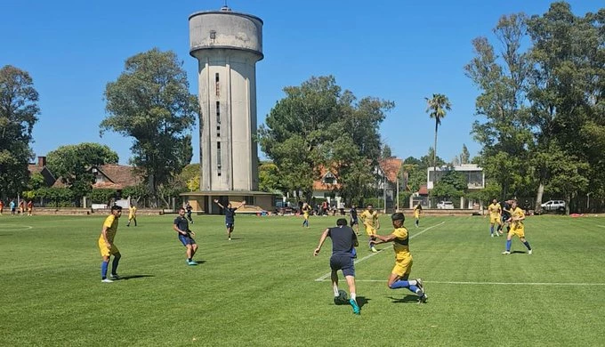 Foto: Con una formación alternativa, Atlético Tucumán derrotó a Everton en un amistoso en Montevideo