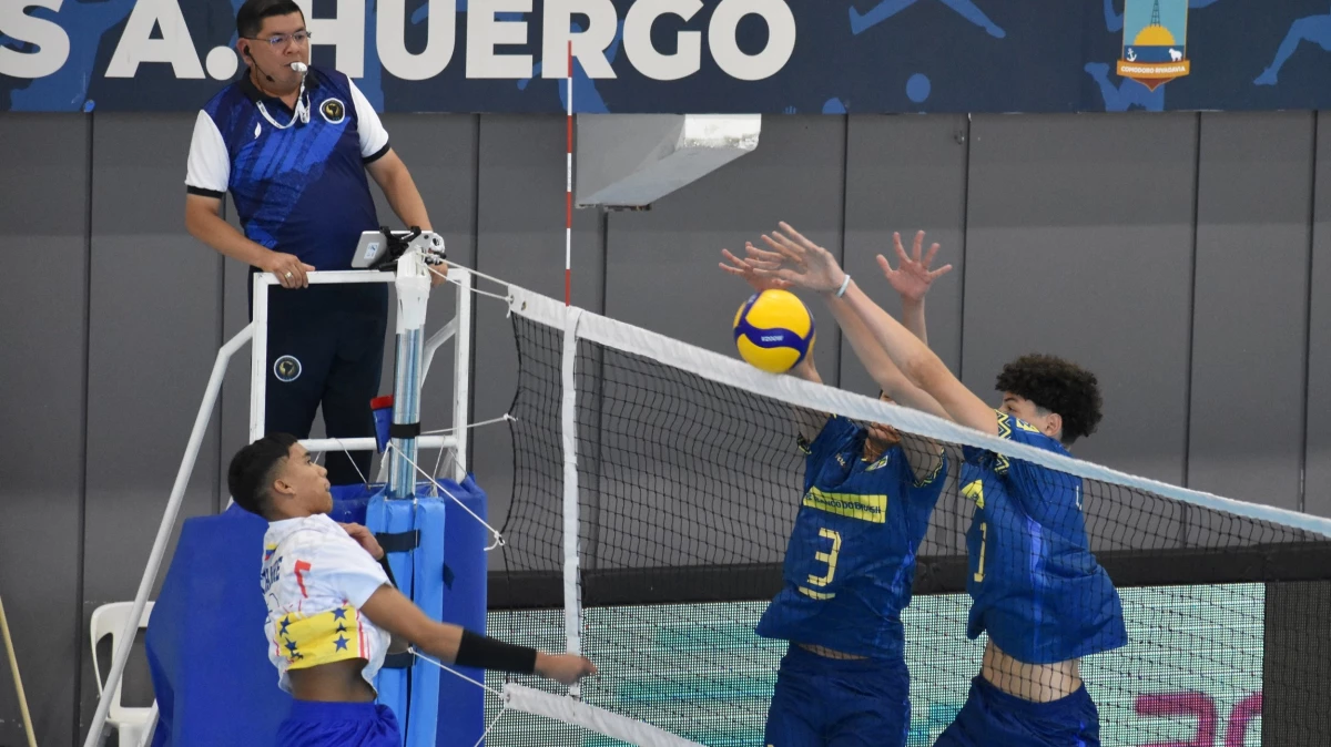 Foto: Feva. Brasil volvió a hacer pesar su poderío en la previa y liquidó a Venezuela por 3-0 para seguir de racha.