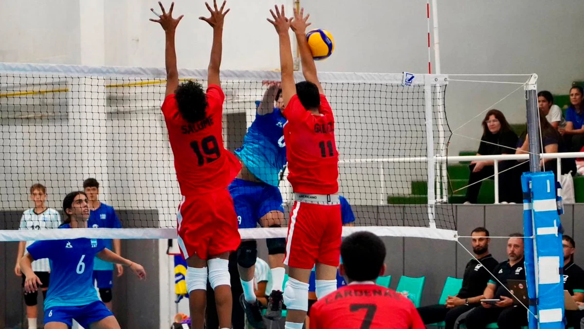 Foto: Comodoro Deportes. El ataque argentino fue muy efectivo y potente en los primeros parciales del partido.