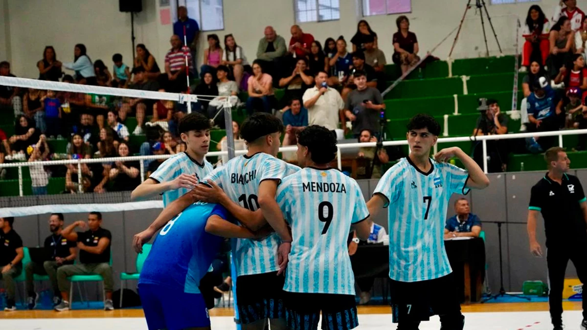 Foto: Comodoro Deportes. Los pibes del U17 esta vez batallaron más de la cuenta &nbsp;pero lograron el pase al Mundial.