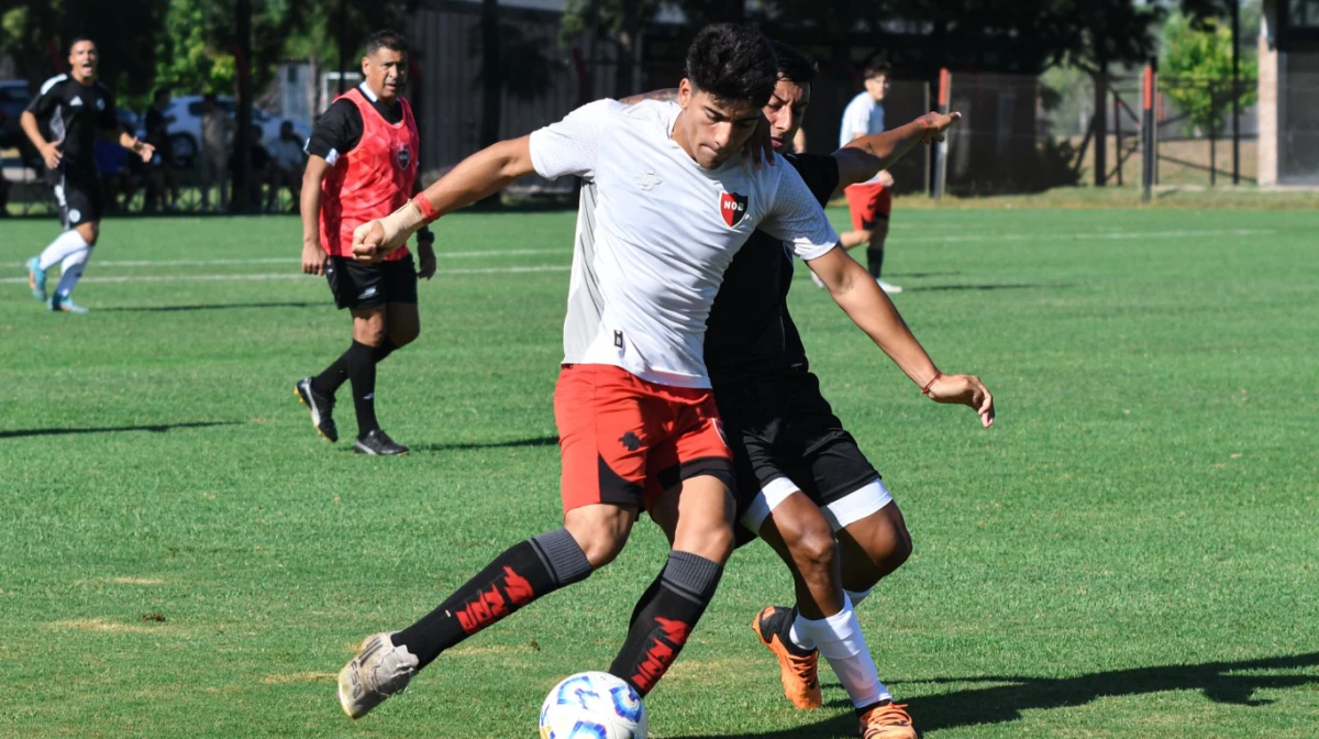 Newells y Leones jugaron dos amistosos con triunfos repartidos (Foto: X@Newells).