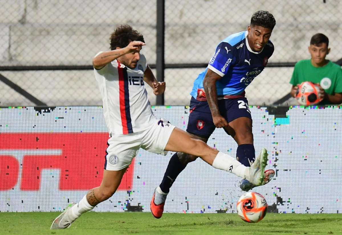 Foto: San Lorenzo y Cerro Porteño quedaron a mano en un partido sin goles y con muy poco fútbol