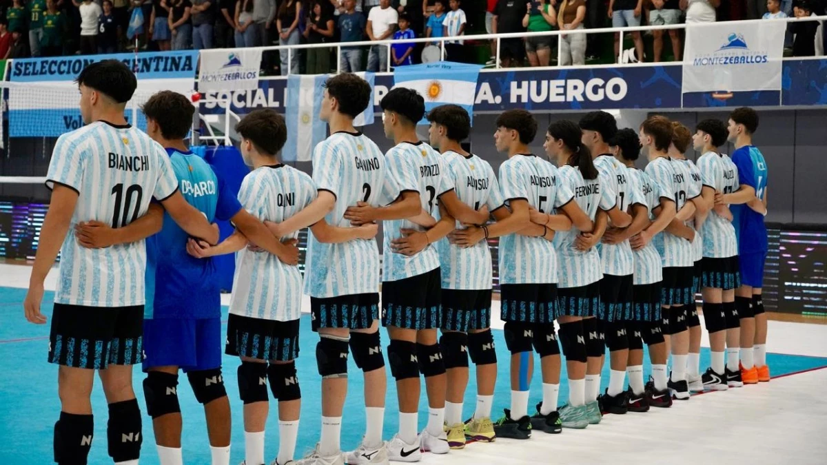 Foto: Comodor Deportres. Los chicos argentinos lograron el pase al mundial pero no puedieron en la final con Brasil-