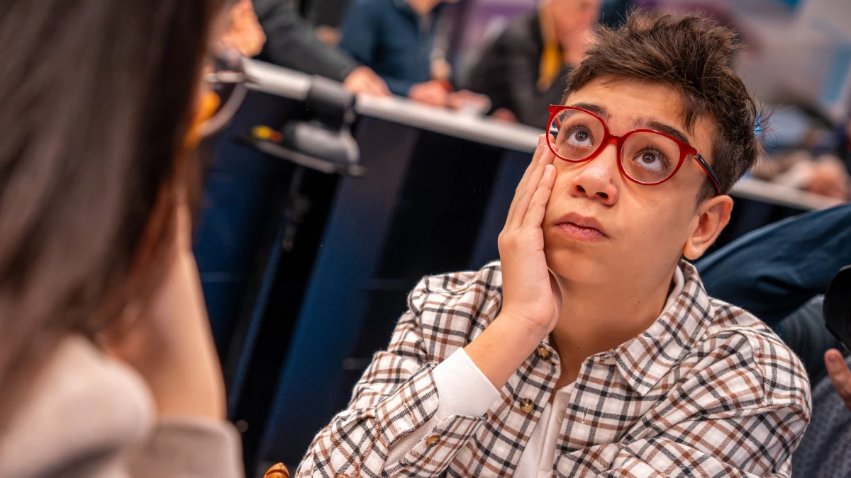 Foto:@tatasteelchess. El argentino Oro dejó el invicto en la sexta ronda del Challenger de Wijk aan Zee. Perdió con el local Warmerdam