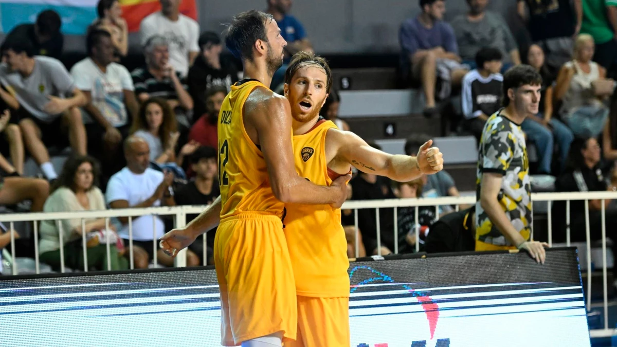 Obras, clasificado a la Copa Islas Malvinas, celebró un triunfazo en la costa bonaerense | Foto: Prensa Peñarol MdP