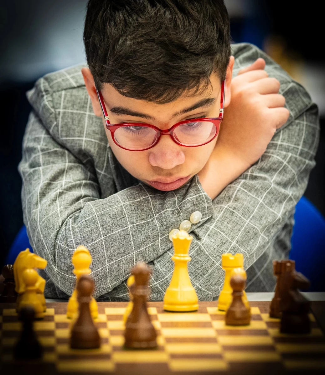 Foto: @tatasteelchess. Faustino Oro no pudo con el azerí Suleymanli por la novena ronda del Challenger de Wijk aan Zee de ajedrez
