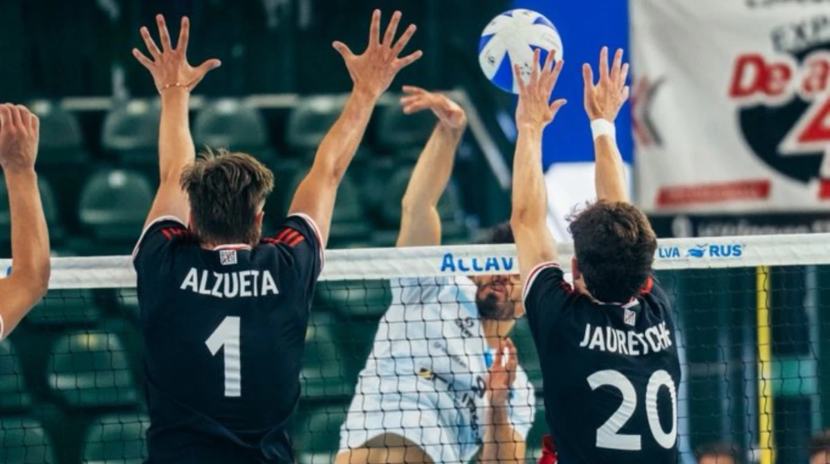 Ciudad comenzó con una victoria (Foto: X@VoleyACLAV).