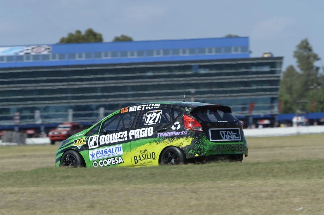 Foto:@TurismoPista. El necochense Franco De Benedictis resultó el más veloz en la clasificación de la clase 3 del Turismo Pista