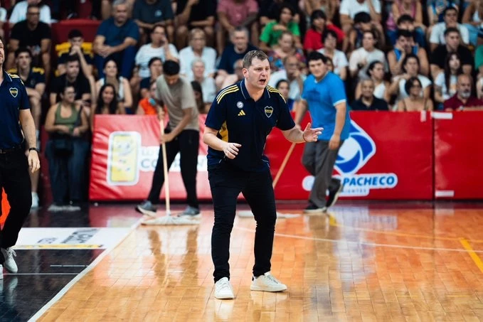 Foto:@LigaNacional. Gonzalo Pérez dejó su cargo como DT de Boca con un 67 por ciento de efectividad