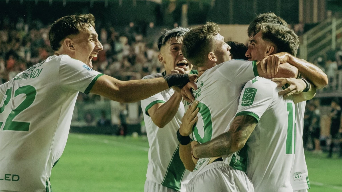 Foto: Banfield celebra el gol de Mauro Mendez que le dio sobre el final una victoria que construyó con mucho esfuerzo&nbsp;