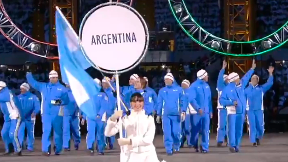 Argentina en Turín 2006 con la delegación nacional en Juegos Olímpicos de Invierno | Foto: Captura video X @JuegosOlimpicos