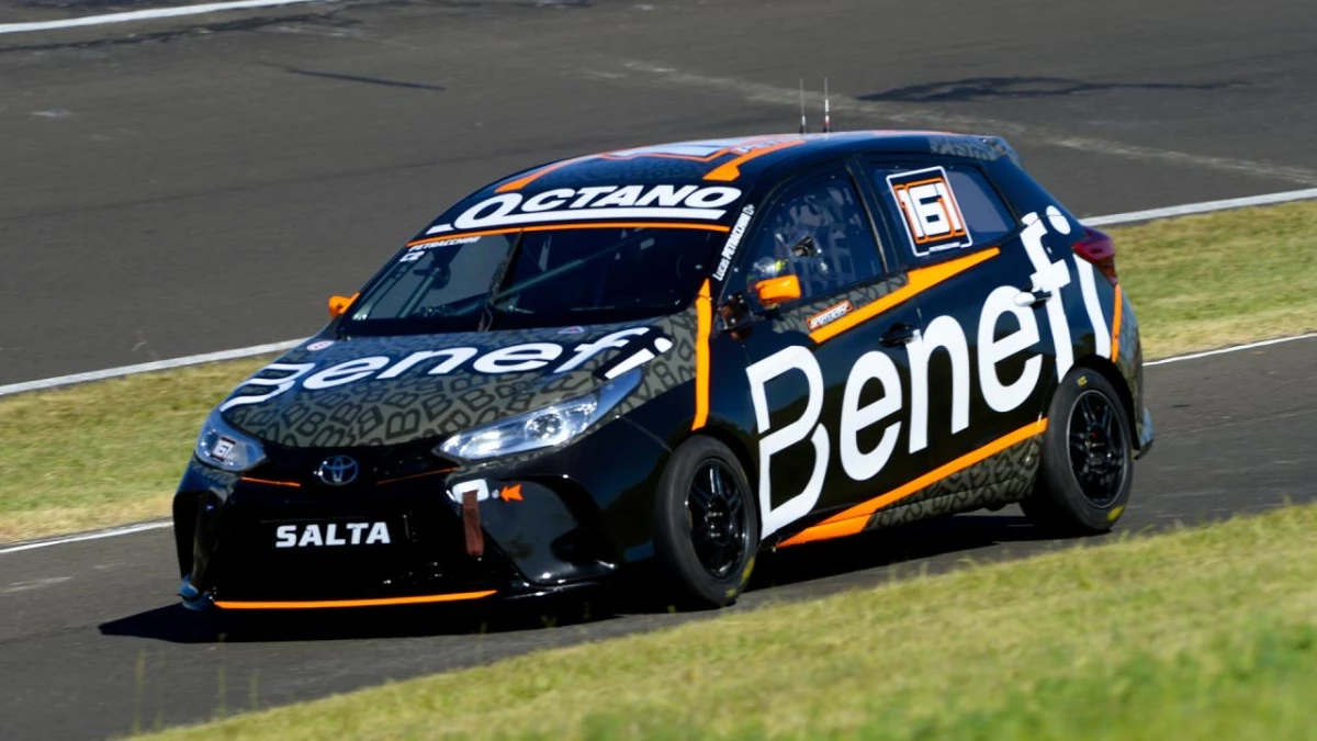 Francisco Coltrinario se impuso en la Clase 2 del Turismo Nacional. Foto: prensa APAT.