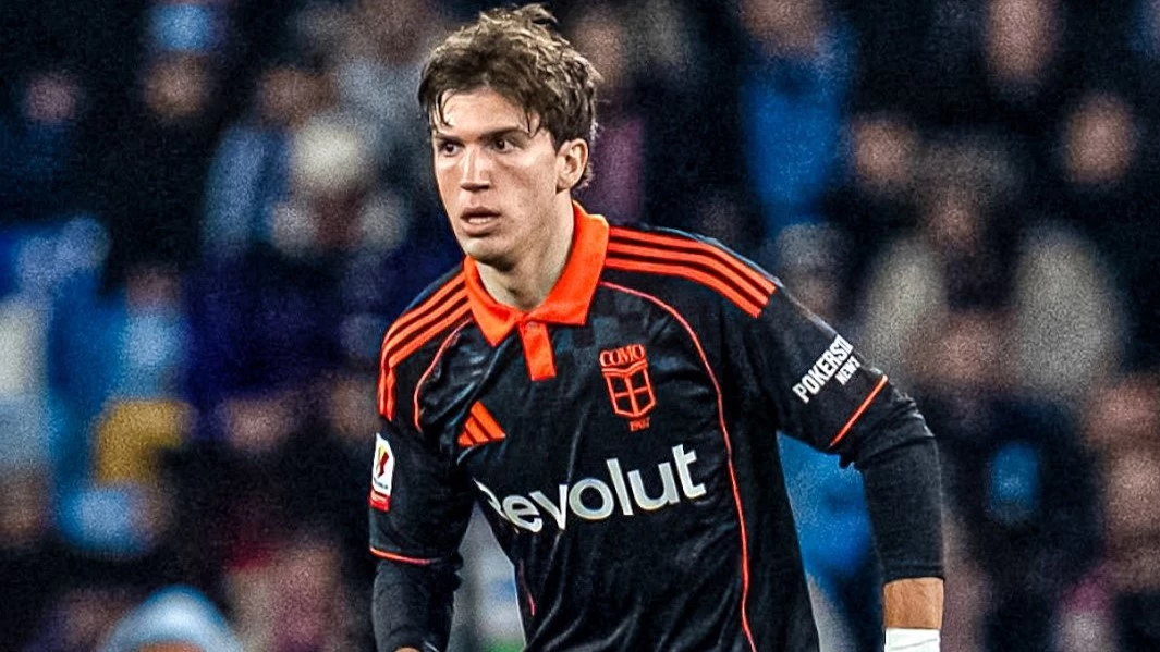 Perrone erro su penal pero Como paso a semifinales de la Copa Italia. &nbsp;foto: @comofootball.