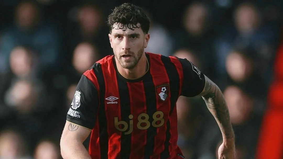 El argentino Senesi, lidera de la defensa de un Bournemouth ganador. foto: @afcb.
