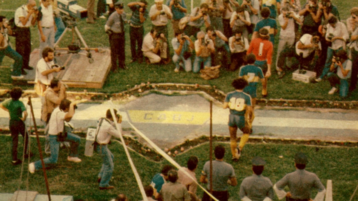 Foto: Archivo RTA. El equipo de Boca sale a la cancha ese domingo 22 de febrero de 1981