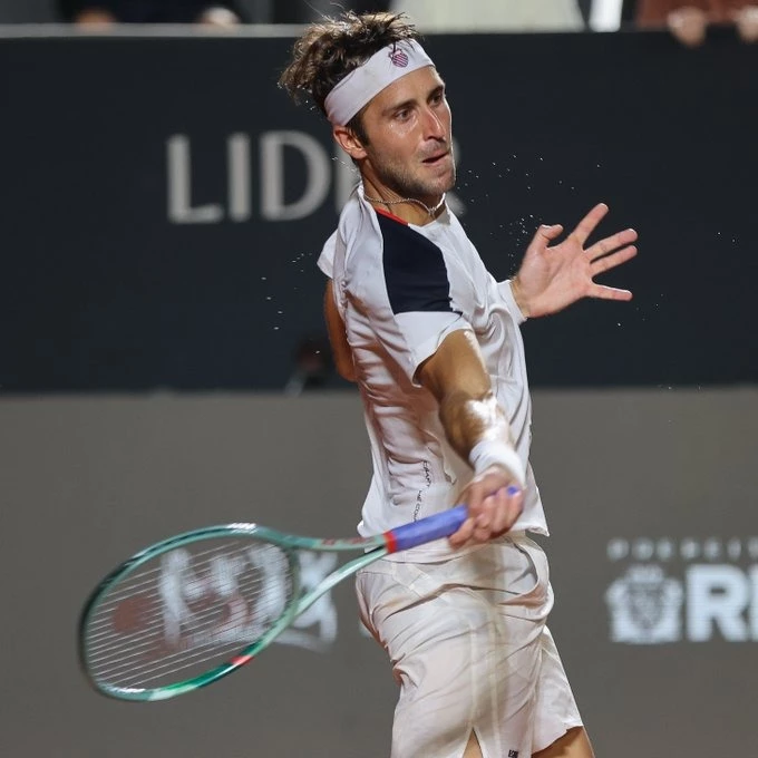 Tomás Etcheverry se adjudicó el ATP 500 de Río de Janeiro. Foto: @RioOpenOficial
