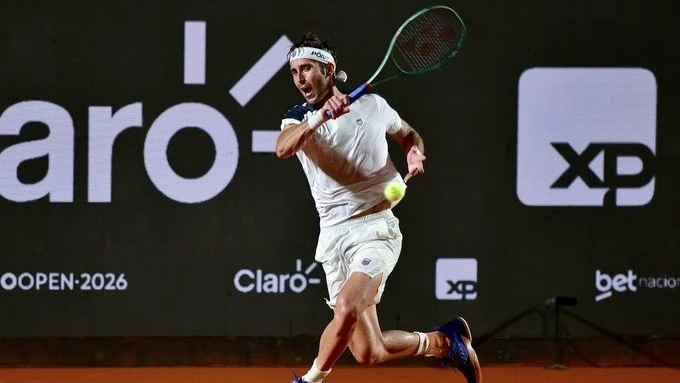 El platense Etcheverry logrío su primer título como profesional en Río de Janeiro. Foto: @RioOpenOficial.